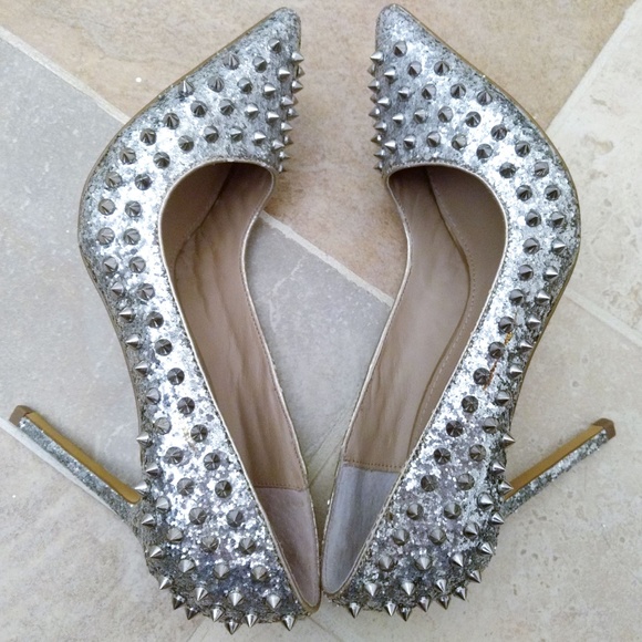 ⭐SOLD⭐🆕Shoe Mint ZOE Silver Spiked Heels - Picture 6 of 8